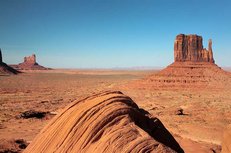 Monument Valley : Arizona Landscapes : Landscape Photos : Richard Moore : Photographer